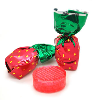 Colombina Sweet Delight Strawberry Filled Candy Wrapped (450 Pieces Per Bag)
